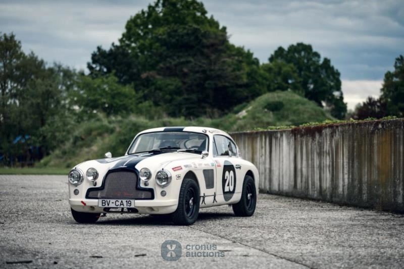 Aston Martin DB2/4