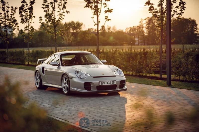 Porsche 911 GT2 (996)