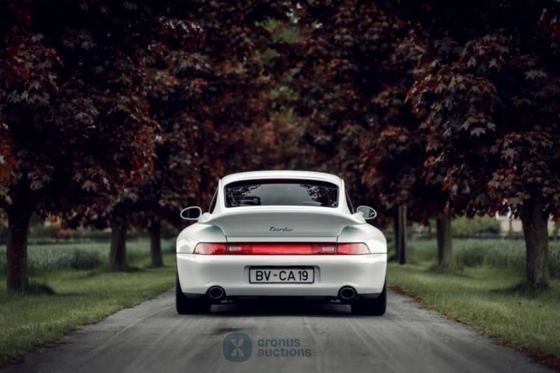 Porsche 911 turbo (993)