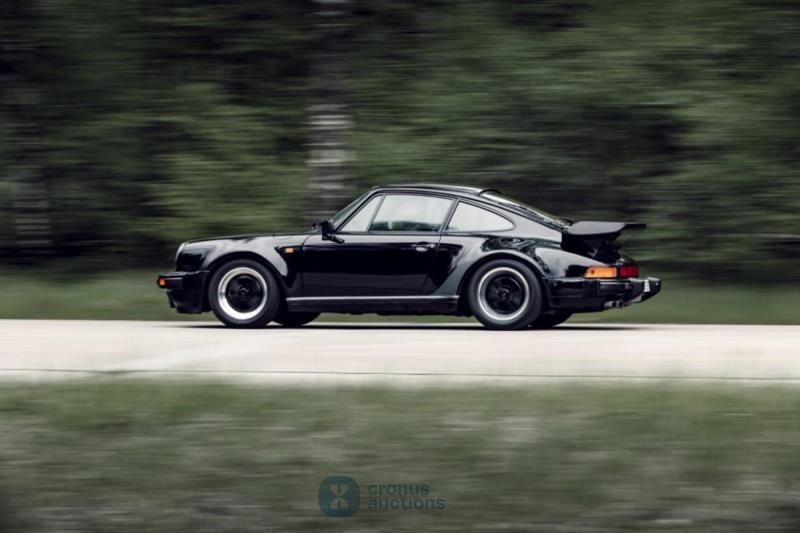 Porsche 911 turbo 3.3 (930)
