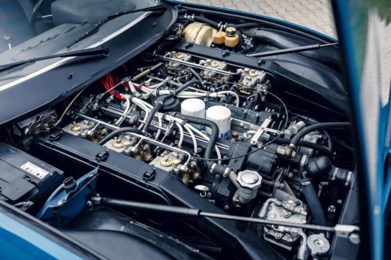 Ferrari 365 GTC/4