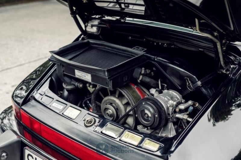 Porsche 911 turbo 3.3 (930)
