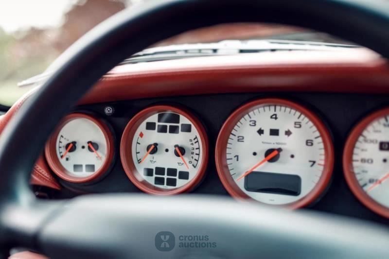 Porsche 911 turbo (993)