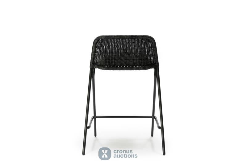 Kakï stool with backrest