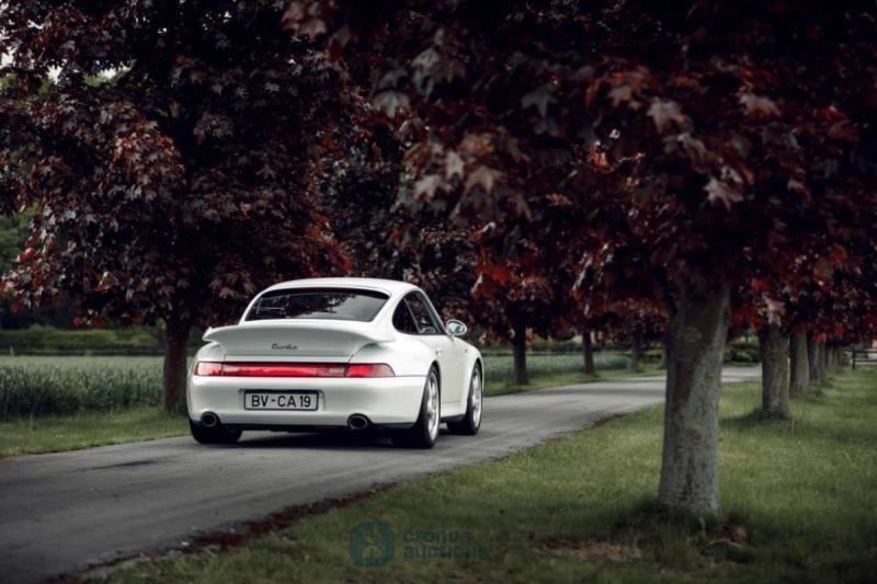 Porsche 911 turbo (993)