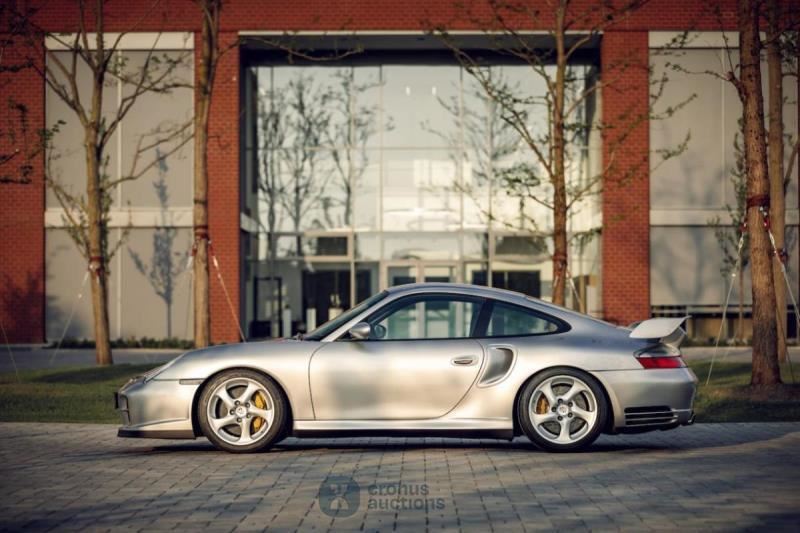 Porsche 911 GT2 (996)