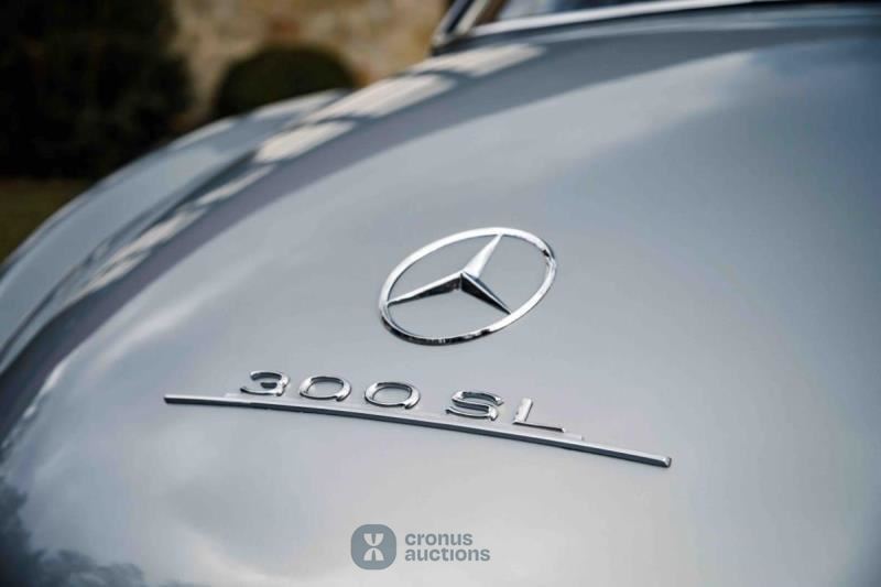 Mercedes-Benz 300 SL