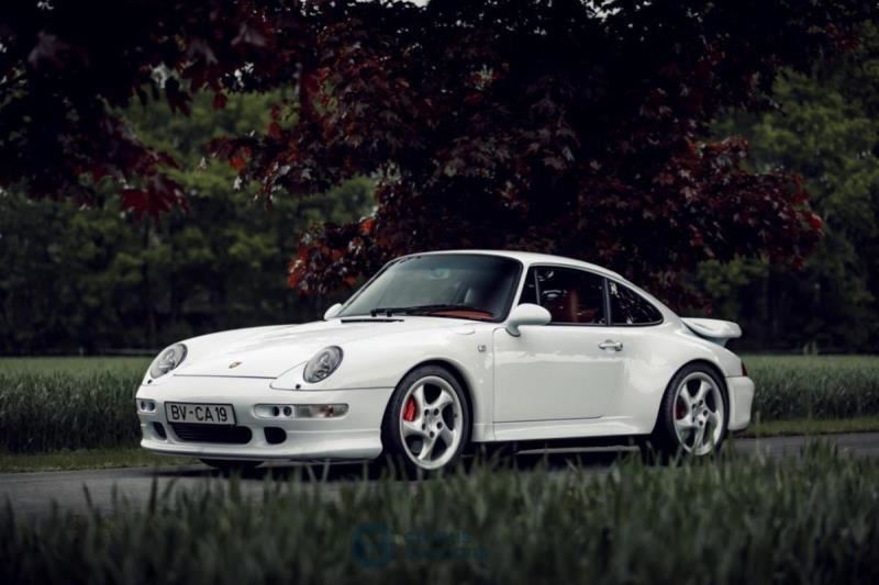 Porsche 911 turbo (993)
