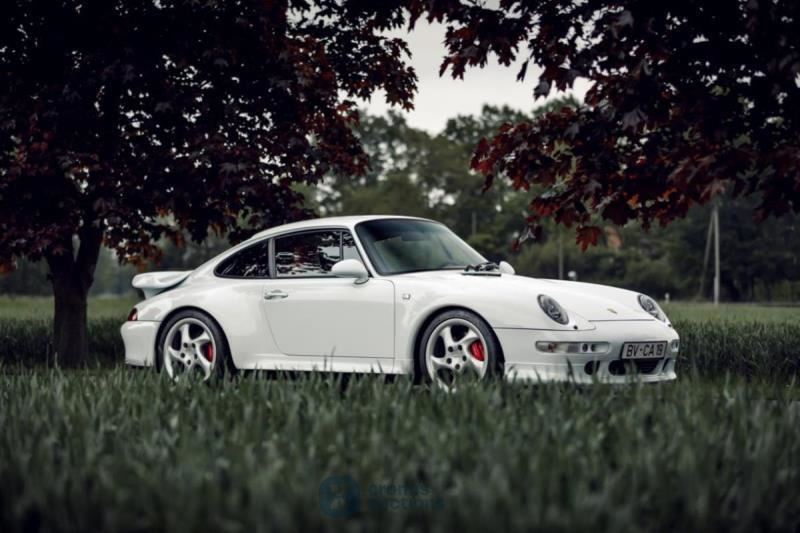 Porsche 911 turbo (993)