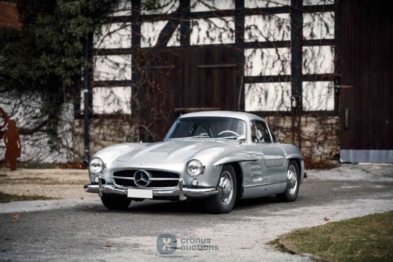 Mercedes-Benz 300 SL