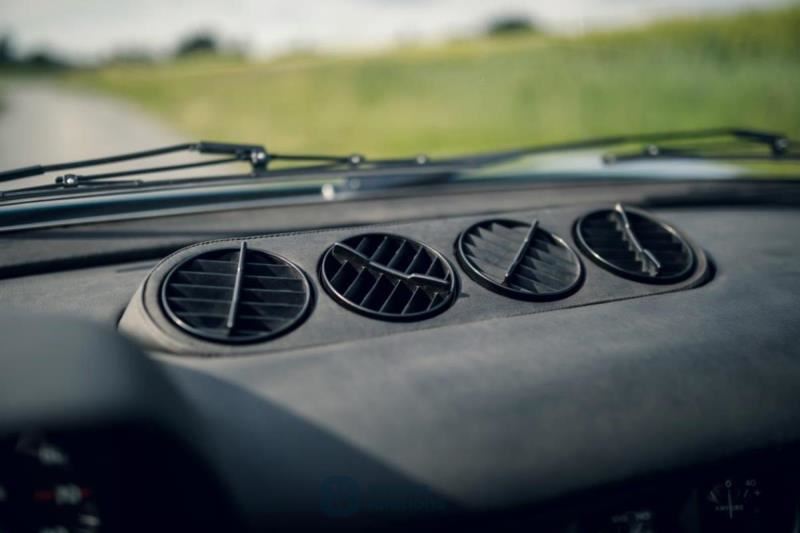 Ferrari 365 GTC/4
