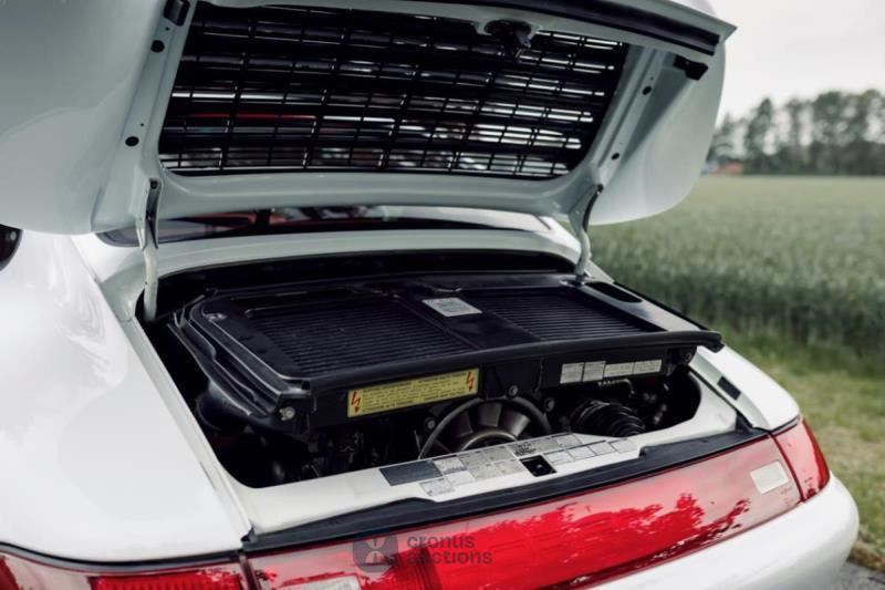 Porsche 911 turbo (993)