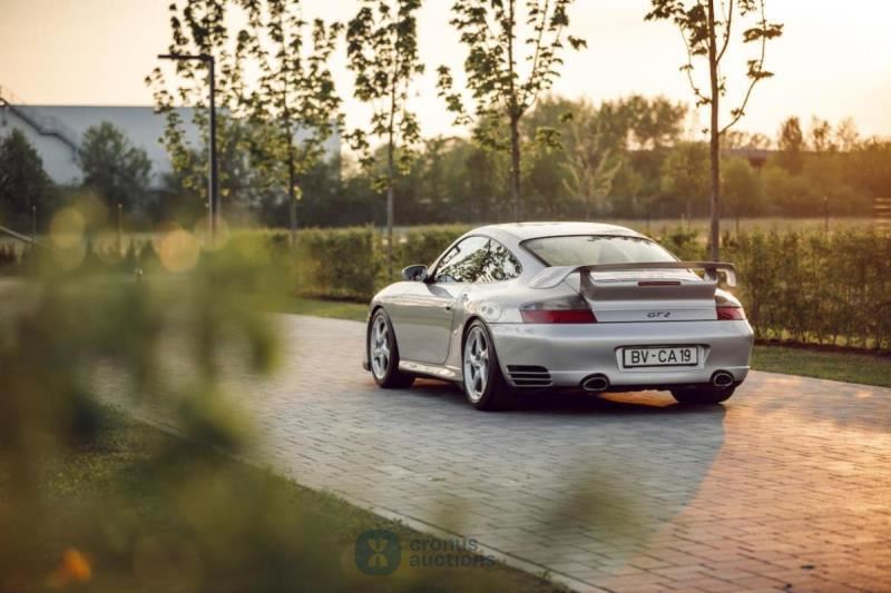 Porsche 911 GT2 (996)