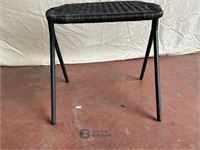 Kakï low stool