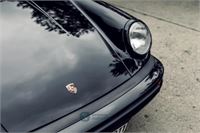 Porsche 911 turbo 3.3 (930)