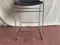 C607 stool