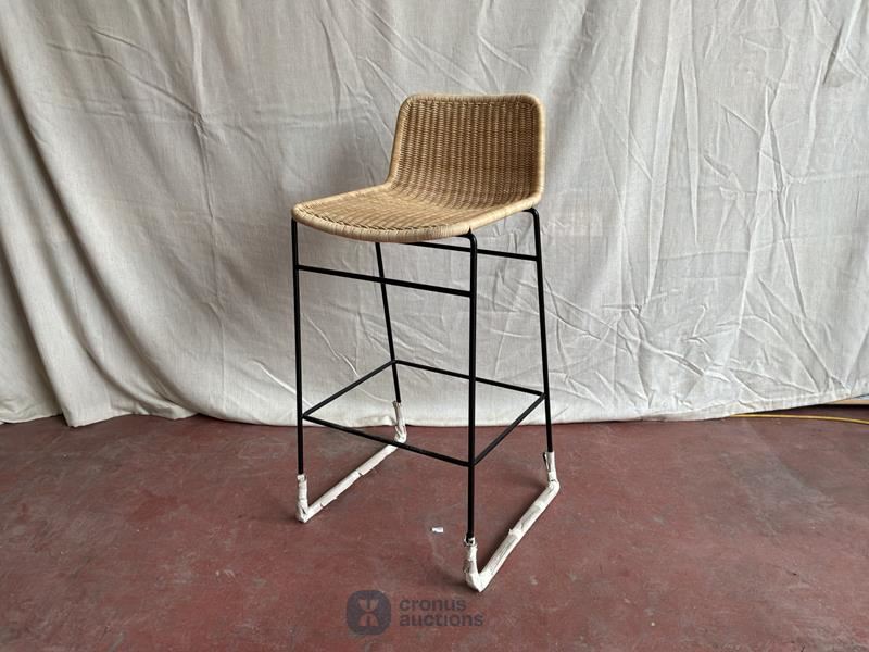 C607 stool