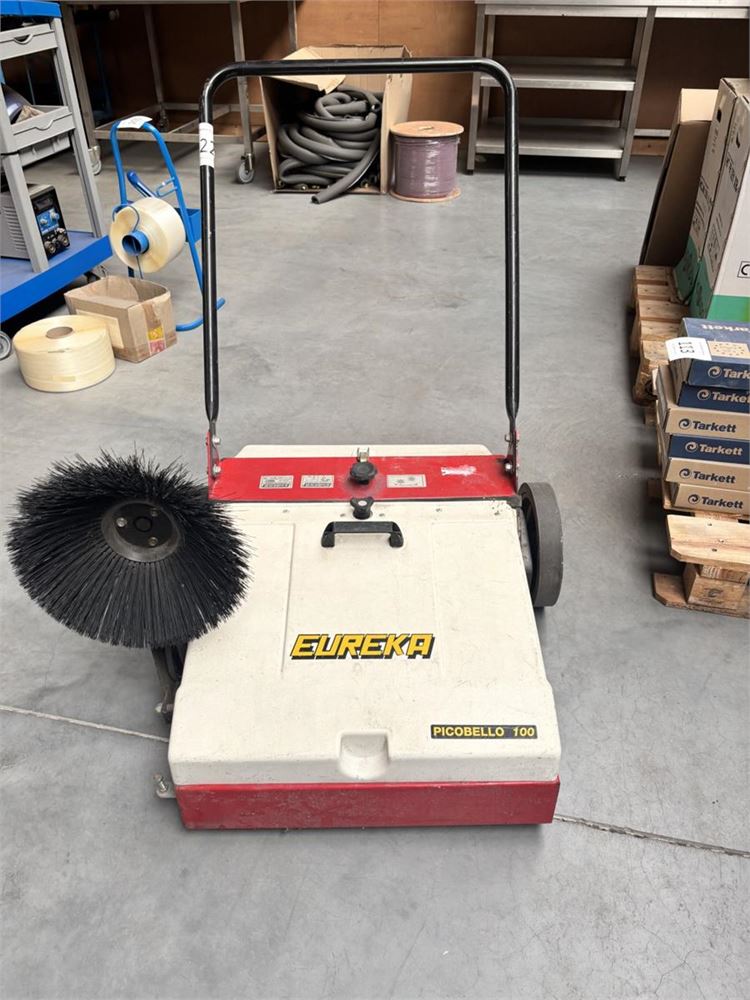 Veegmachine Eureka Picobello 100
