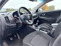 Kia Sportage 1.7 Crdi 2wd Access, 2013 – foto 11 – kavel bij Hammertime