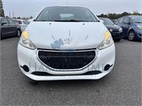 Peugeot 208 1.4i Access, 2012 – foto 2 – kavel bij Hammertime