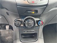 Ford Fiesta 1.25i Ambiente, 2012 – foto 16 – kavel bij Hammertime