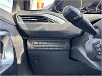 Peugeot 2008 1.2 Puretech Allure S&s, 2018 – foto 22 – kavel bij Hammertime