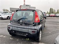 Peugeot 107 1.0i Urban, 2010 – foto 5 – kavel bij Hammertime