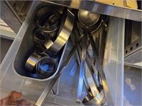 1 Lot Potten En Pannen, Rvs Kookgerei – foto 18 – kavel bij Hammertime