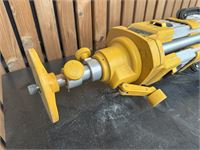 Dewalt De735 Statief – foto 4 – kavel bij Hammertime
