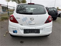 Opel Corsa 1.4i Black Edition, 2011 – foto 7 – kavel bij Hammertime