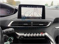 Peugeot 5008 1.6 Bluehdi Allure 115 At, 2018 – foto 15 – kavel bij Hammertime