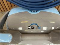 Zwembadrobot Maytronics Dolphin Zenit 20 – foto 2 – kavel bij Hammertime