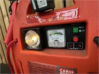 Booster + Compressor Carpoint – foto 3 – kavel bij Hammertime