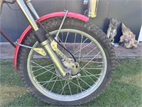Bultaco Sherpa T 350 – foto 4 – kavel bij Hammertime