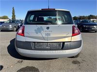 Renault Megane Berline 1.4i 16v Authentique Reference, 2004 – foto 6 – kavel bij Hammertime