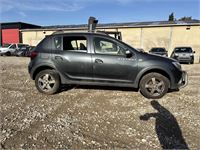 Dacia Sandero – foto 4 – kavel bij Hammertime