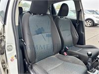 Toyota Yaris 1.4 Turbo D4d Terra, 2007 – foto 25 – kavel bij Hammertime