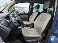Renault Kangoo Phase Ii 1.6i Zen, 2012 – foto 10 – kavel bij Hammertime