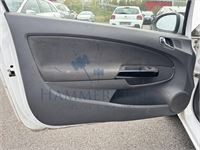 Opel Corsa 1.2i Essentia, 2010 – foto 8 – kavel bij Hammertime