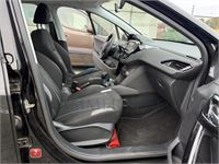 Peugeot 208 1.2i Puretech Active, 2015 – foto 26 – kavel bij Hammertime