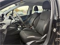 Peugeot 208 1.2i Puretech Active, 2015 – foto 10 – kavel bij Hammertime