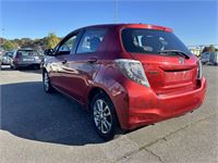 Toyota Yaris 1.0i Vvt-I Dynamic, 2014 – foto 7 – kavel bij Hammertime