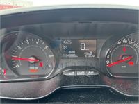 Peugeot 208 1.4i Access, 2012 – foto 12 – kavel bij Hammertime