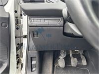 Peugeot 208 1.4i Access, 2012 – foto 20 – kavel bij Hammertime