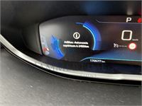Peugeot 5008 1.6 Bluehdi Allure 115 At, 2018 – foto 19 – kavel bij Hammertime