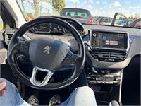 Peugeot 2008 1.2 Puretech Allure S&s, 2018 – foto 15 – kavel bij Hammertime