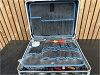 Gevulde Gereedsschapskoffer – foto 3 – kavel bij Hammertime