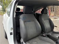 Opel Corsa 1.4i Black Edition, 2011 – foto 25 – kavel bij Hammertime