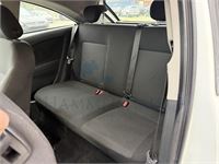 Opel Corsa 1.4i Black Edition, 2011 – foto 21 – kavel bij Hammertime