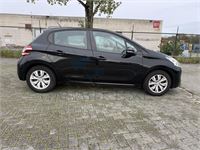 Peugeot 208 1.2i Puretech Active, 2015 – foto 4 – kavel bij Hammertime